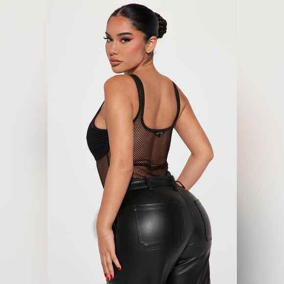 Brand New FASHION NOVA Don’t Get Caught Up Bodysuit Size Medium Festival - Picture 4 of 4